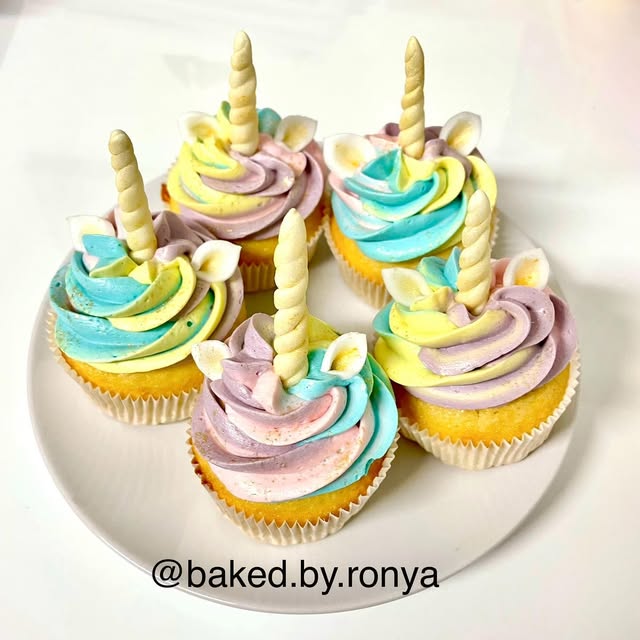 Torten Inspiration von Baked by Ronya